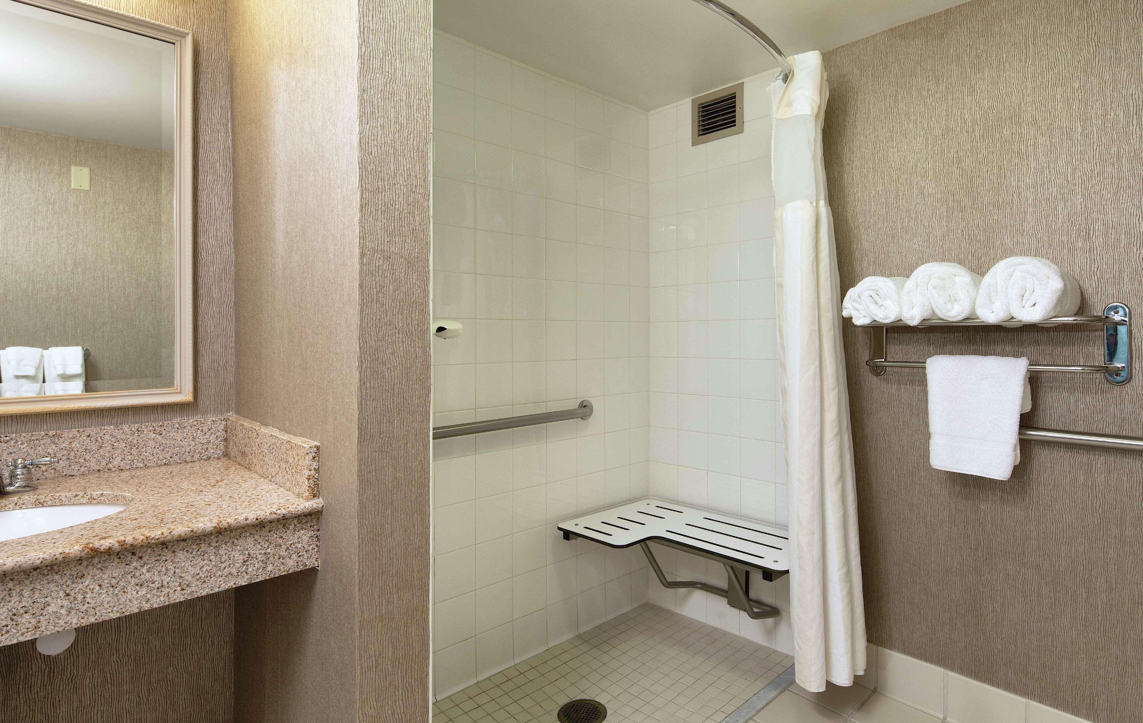 Hilton Garden Inn Auburn Riverwatch Екстер'єр фото