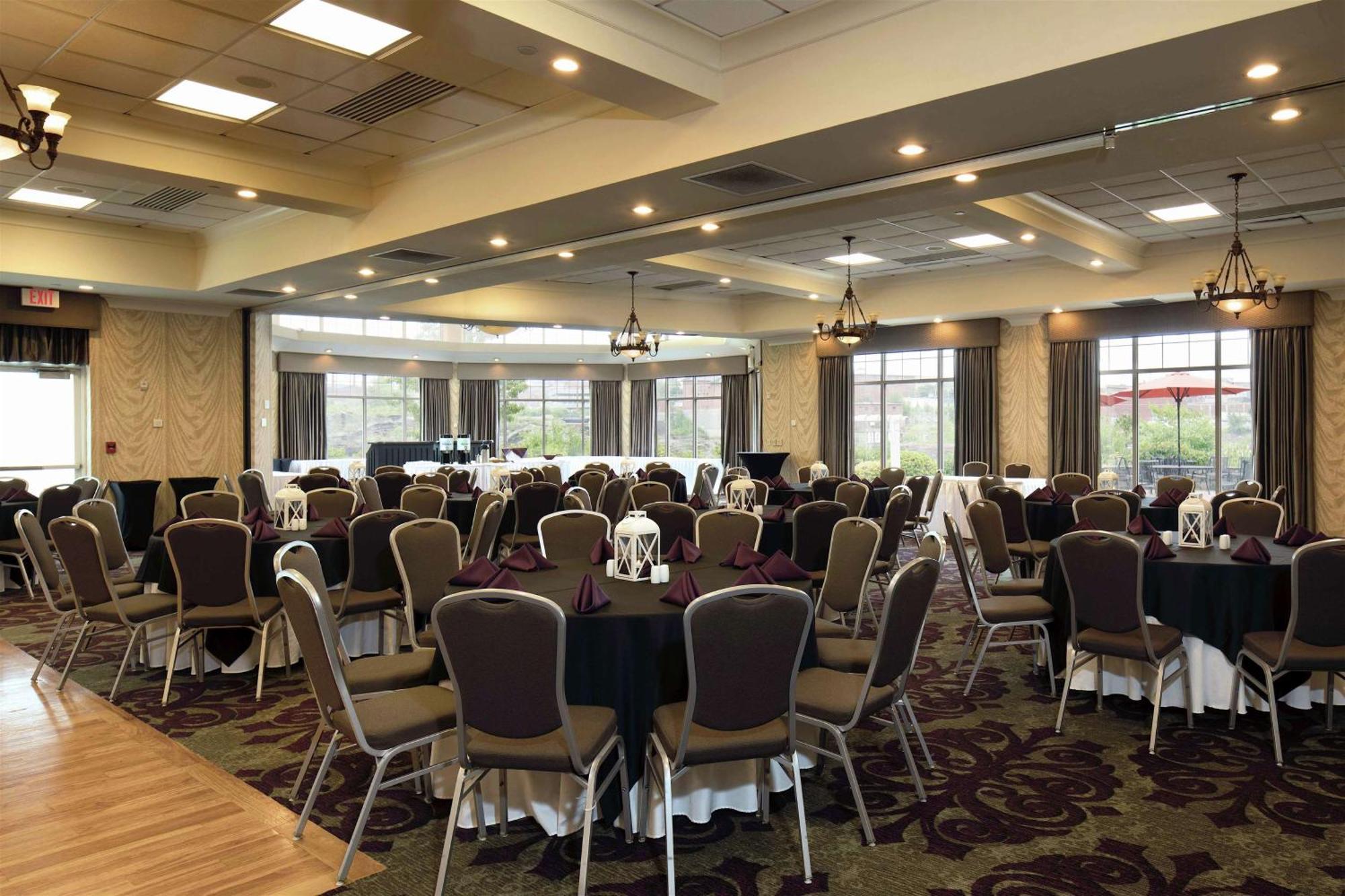 Hilton Garden Inn Auburn Riverwatch Екстер'єр фото