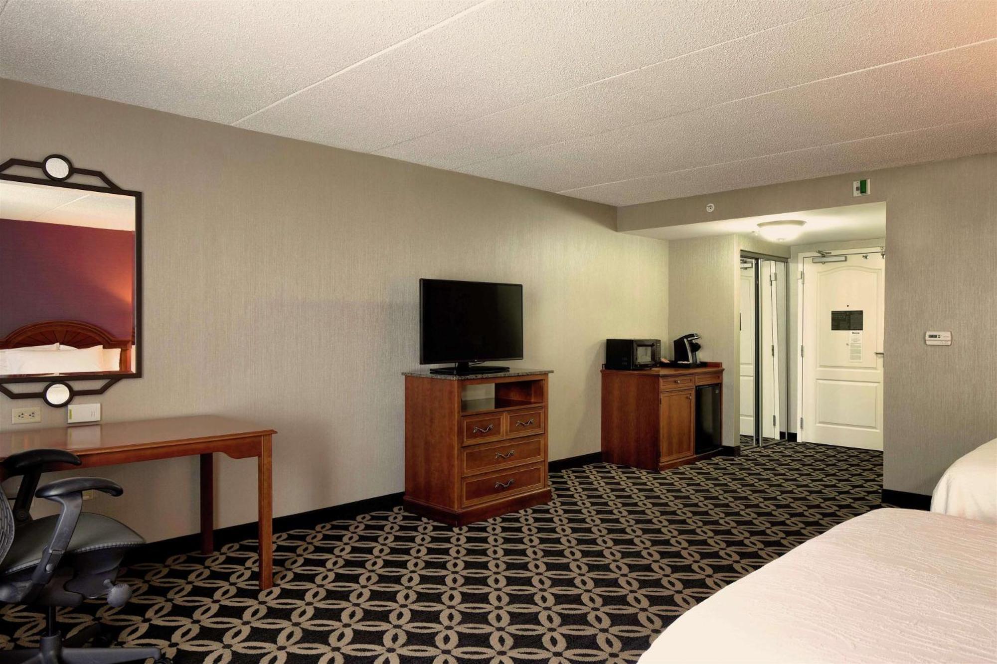 Hilton Garden Inn Auburn Riverwatch Екстер'єр фото