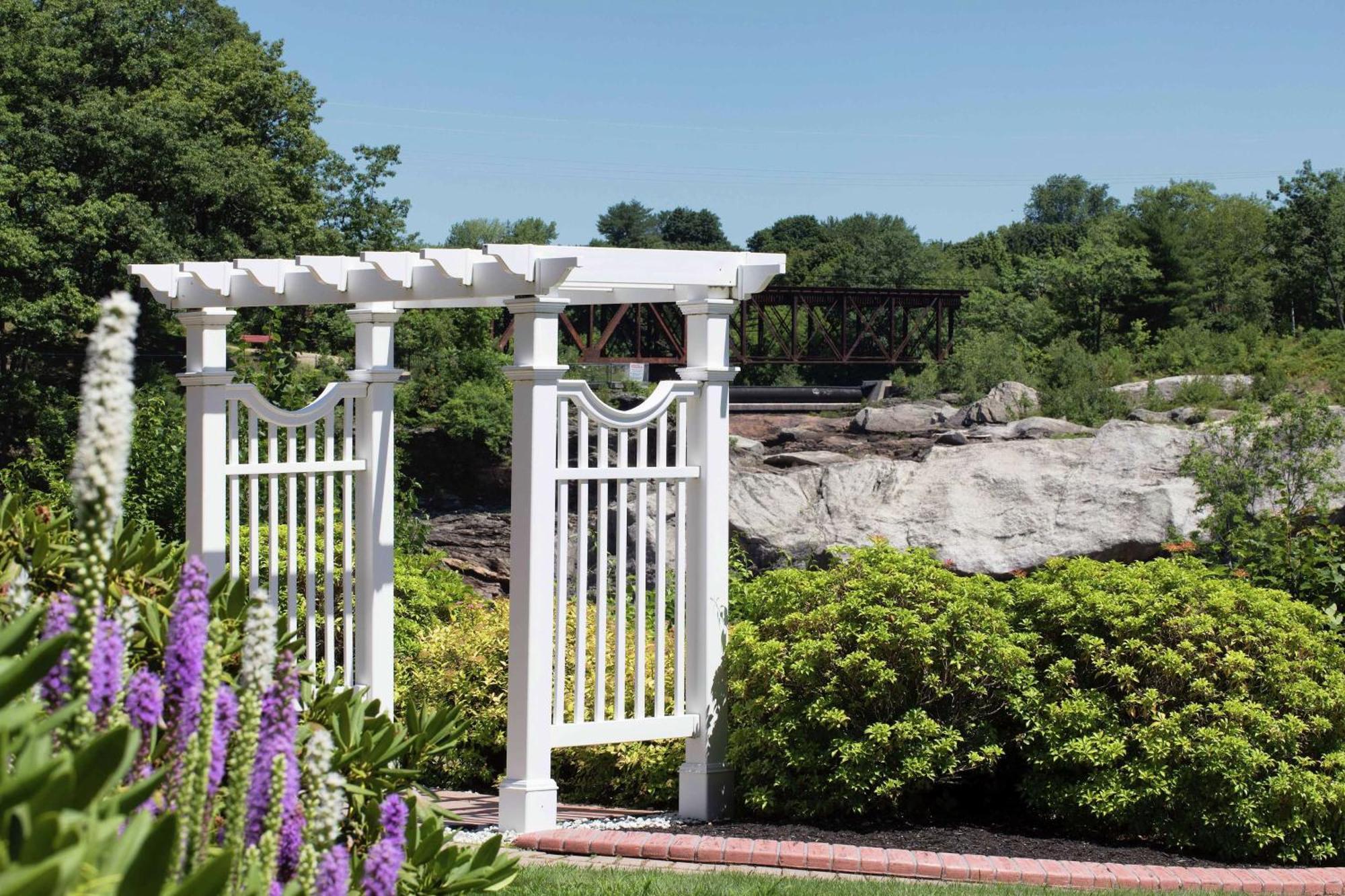 Hilton Garden Inn Auburn Riverwatch Екстер'єр фото
