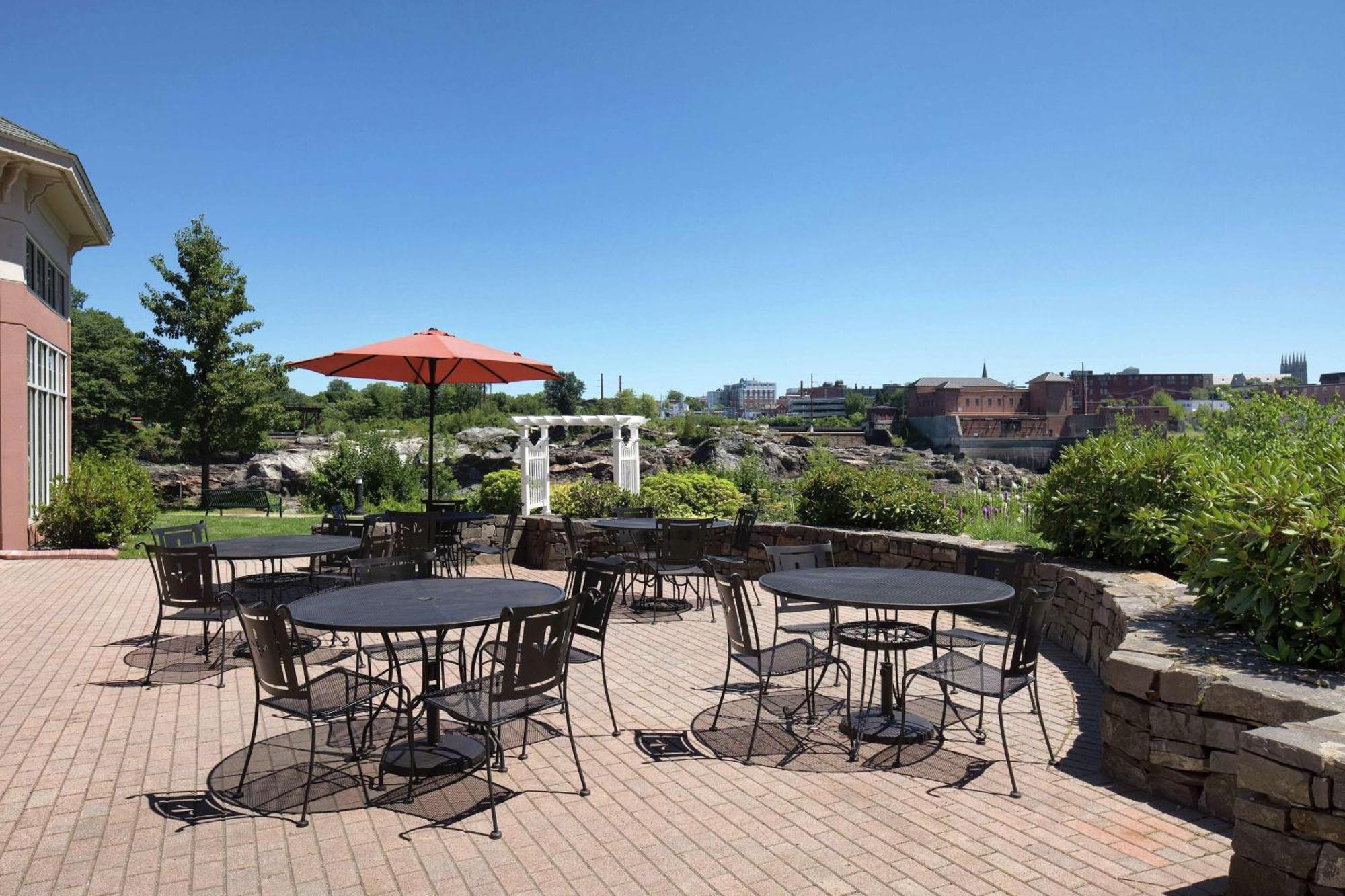 Hilton Garden Inn Auburn Riverwatch Екстер'єр фото